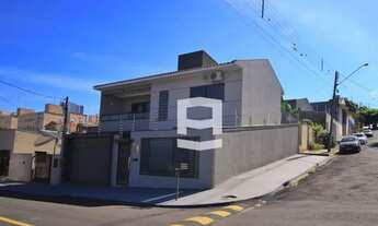 Imagem 3: Casa com 3 dormitórios à venda, 188 m² por R$ 700.000,00 - Jardim Celmira - Apucarana/PR