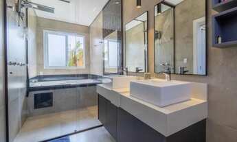 Imagem 6: Casa de condomínio térrea para venda tem 240 metros quadrados com 3 quartos