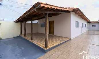 Imagem: Casa com 3 quartos no Jardim America