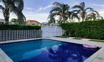 Imagem 2: Casa de condomínio sobrado para venda tem 270 metros quadrados com 4 quartos