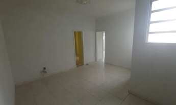 Imagem 2: Apartamento para locação em Ramos, situada na rua Emílio Zaluar 15/ apto 203- fundos