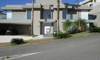 Imagem: Casa à Venda de 463 m² no Residencial