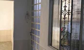 Imagem 4: Alugo quarto e sala 1° andar Curicica BRT