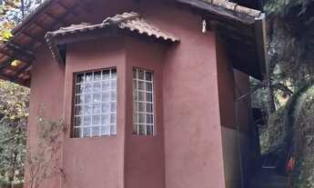 Imagem: Casa à venda em Gonçalves-MG