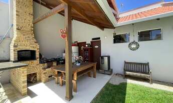 Imagem 4: Linda casa com piscina e banheira de hidro!