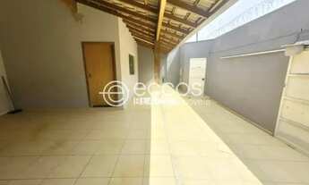 Imagem 15: Casa para aluguel, 3 quartos, 1 suíte, 2 vagas, Alto Umuarama - Uberlândia/MG
