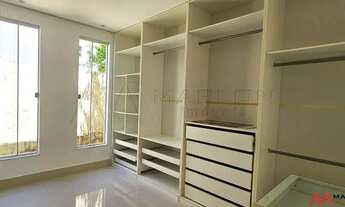 Imagem 7: Casa em Condomínio Green Club III, 4 quartos, sendo 3 suítes, churrasqueira, hall, 191m²