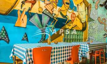 Imagem 4: NO CORAÇÃO BOÊMIO DE SANTA TERESA, APRESENTAMOS PARA ALUGUEL UM IMÓVEL RARO, CHEIO DE VIDA