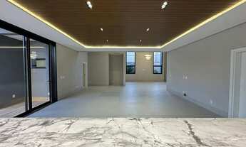 Imagem 6: Supremo Itália, Casa Térrea, com 4 Suites, Escritorio, 6 Vagas, casa Nova