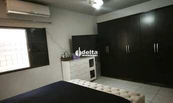 Imagem 6: Casa à venda no bairro Santa Rosa ? Uberlândia/MG