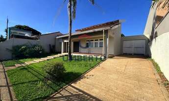 Imagem 2: Casa Comercial 3 quartos para Venda Centro, Ourinhos