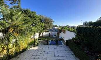 Imagem 4: Casa com Piscina e Amplo Quintal no Centro de Gravataí ? 3 Dormitórios e Suíte