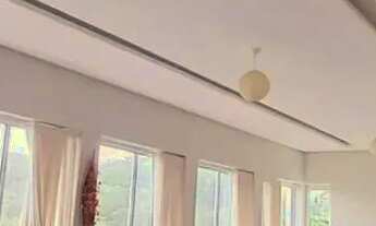 Imagem 3: Sobrado para venda tem 508 metros quadrados com 4 quartos