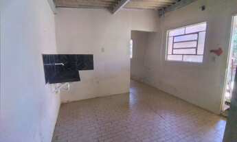 Imagem 2: 3 Cômodos + banheiro