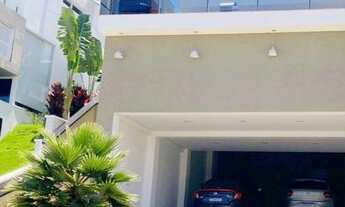 Imagem 1: Casa à venda de 270m² em Mogi das Cruzes, Fazenda Rodeio, 3 dormitórios sendo 2 suítes