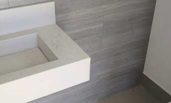 Imagem 3: Casa de condomínio para venda possui 255 metros quadrados com 3 quartos