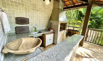 Imagem 6: Casa de condomínio térrea para venda possui 380 metros quadrados com 5 quartos