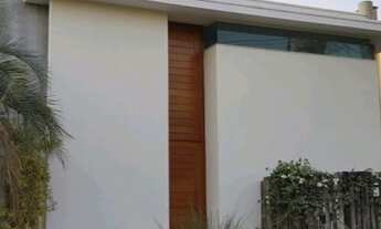 Imagem 5: Sobrado a venda , em condominio fechado localizado ao lado do centro comercial da cidade