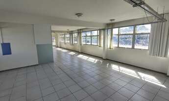 Imagem 4: ALUGA / CAIÇARAS / PRÉDIO COMERCIAL / 350 m² / 3 ANDARES FRENTE PARA RUA