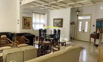 Imagem 2: Casa semi térrea em condmínio fechado, com 4 suite, repleta de armários, piscina, churrasq