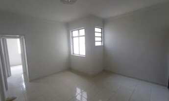 Imagem 3: Apartamento para locação em Ramos, situada na rua Emílio Zaluar 15/ apto 203- fundos