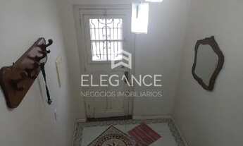 Imagem 2: Porto Alegre - Casa Padrão - Floresta