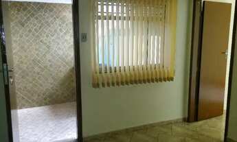 Imagem 6: Santa Luzia, 4/4 quartos (uma suíte), área de serviço, terraço, fundos, s/garagem