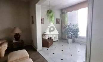 Imagem 3: Excelente apartamento de 4 quartos, 1 suíte, 2 banheiros, 1 vaga, andar alto com vista na