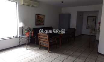 Imagem 5: Apartamento Padrão Centro Apartamento ótima localização, com vista maravilhosa, próximo ao