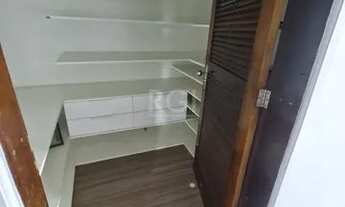 Imagem 7: Casa para Venda - 278m², 6 dormitórios, sendo 2 suites, 1 vaga - Teresópolis