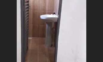 Imagem 2: Alugo kitnet Quarto com aluguel por R$350 /mês