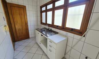 Imagem 4: Apartamento para aluguel possui 75 metros quadrados com 2 quartos em Petrópolis - Porto Al