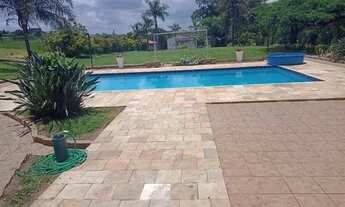 Imagem: Aluga-se suíte