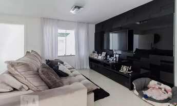 Imagem 3: Cód.: 13479 - Casa de 255m² com 03 dormitórios e planejados com piscina, 03 vagas de garag