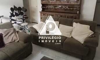 Imagem 3: Excelente apartamento com dependencia e área externa em Laranjeiras