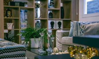 Imagem 2: Casa de condomínio para aluguel e venda possui 350 metros quadrados com 4 quartos