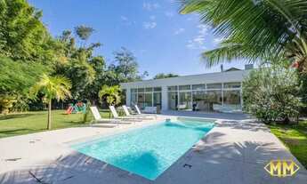 Imagem 3: Casa disponível para à venda próximo a Praia Brava, Florianópolis, SC