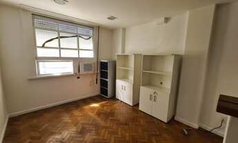 Imagem 7: Conjunto de 5 salas e recepção, na quadra da estação Cinelândia, do Metrô