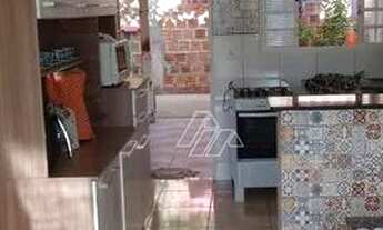 Imagem 7: Casa de esquina, com dois dormitórios, 1 banheiro, sala, cozinha,etc