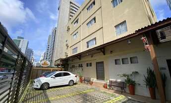 Imagem 3: Apt 1 quarto na navegantes prédio antigo escada