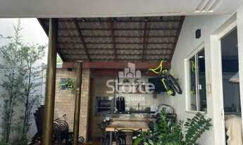 Imagem 3: Casa estilo sobrado em condomínio fechado com 2 dormitórios à venda, 70m² por R$ 380.000