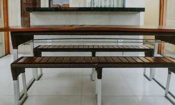 Imagem 3: Casa duplex com Rio no fundo