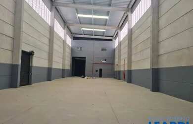 Imagem 3: GALPÃO - PORTÃO - SP