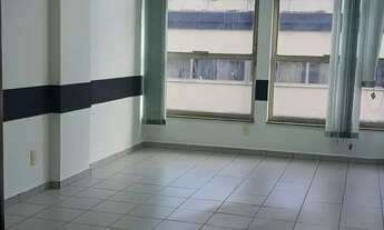 Imagem: Ótimo conjunto comercial - Centro - perto