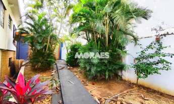 Imagem 4: Casa com 4 dormitórios para alugar, 256 m² por R$ 5.000,00/mês - Higienópolis - Bauru/SP