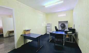 Imagem 4: Prédio comercial com 4 salas, salão embaixo, 4 banheiros e cozinha na Penha