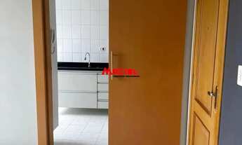 Imagem 4: Apartamento com 2 dormitórios, 1 suíte, 2 vagas de garagem com sacada e elevador a poucos