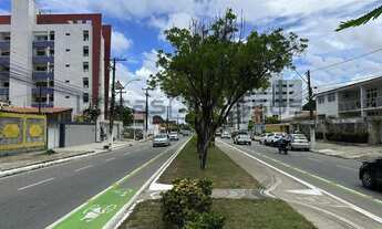 Imagem 4: Apartamento para Venda em Maceió, Barro Duro, 3 dormitórios, 1 suíte, 3 banheiros, 1 vaga
