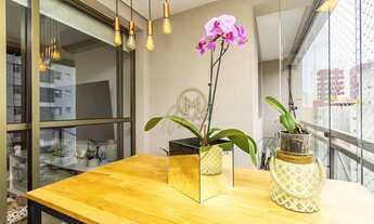 Imagem 5: Apartamento semimobiliado à venda no Champagnat com 82 m², planta reversível e 2 vagas