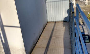 Imagem 2: Casa de dois pisos,bom para locação ou moradia